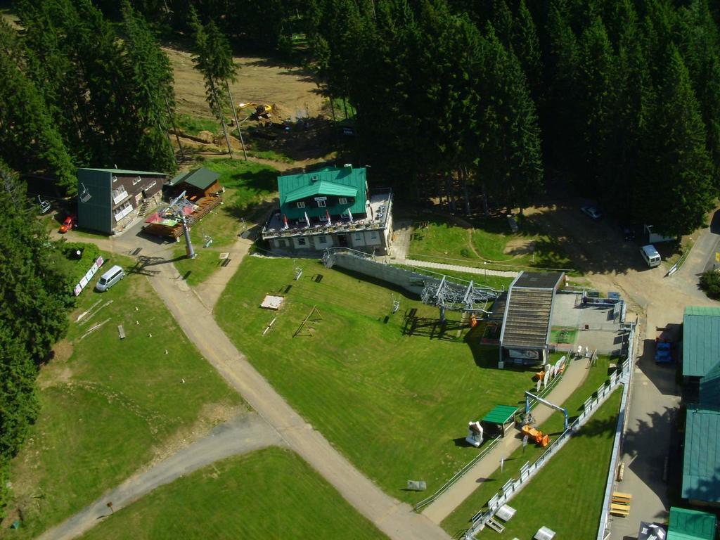 Železná Ruda Ski & Bike Spicak מראה חיצוני תמונה